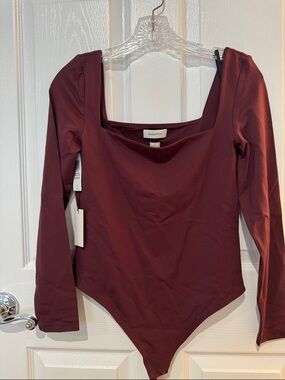 Aritzia Babaton Wine Long-Sleeve Square Neck Bodysuit